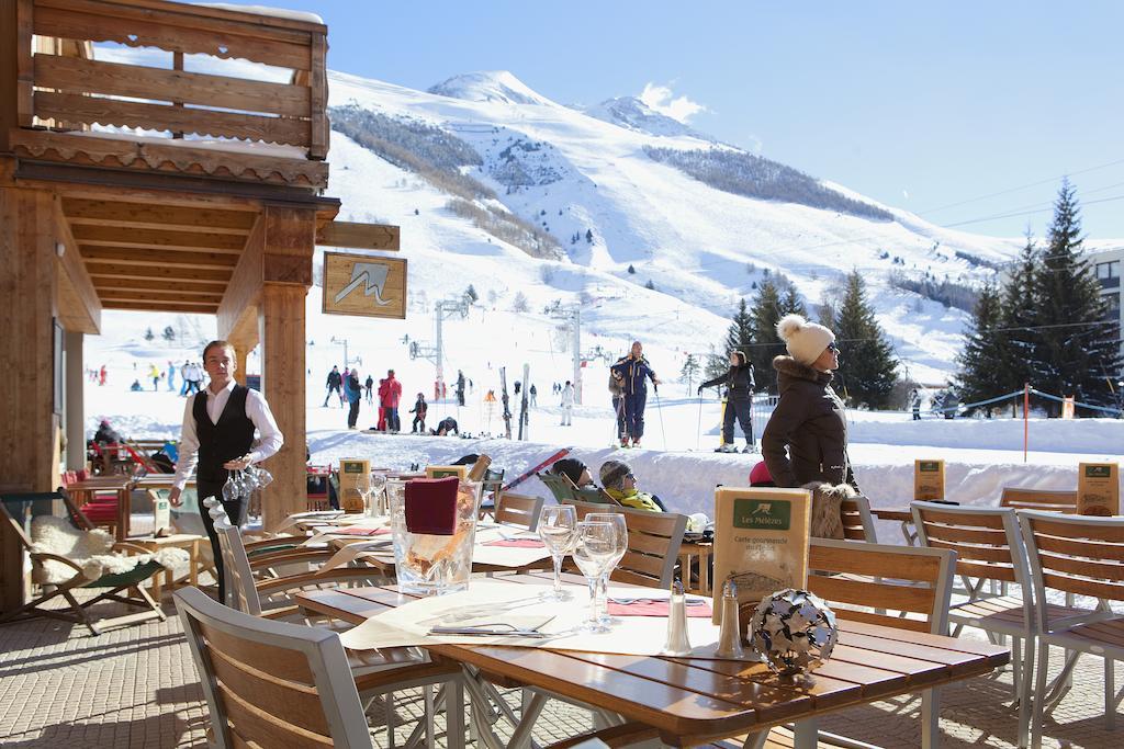 Hotel Les Melezes Les Deux Alpes Bagian luar foto